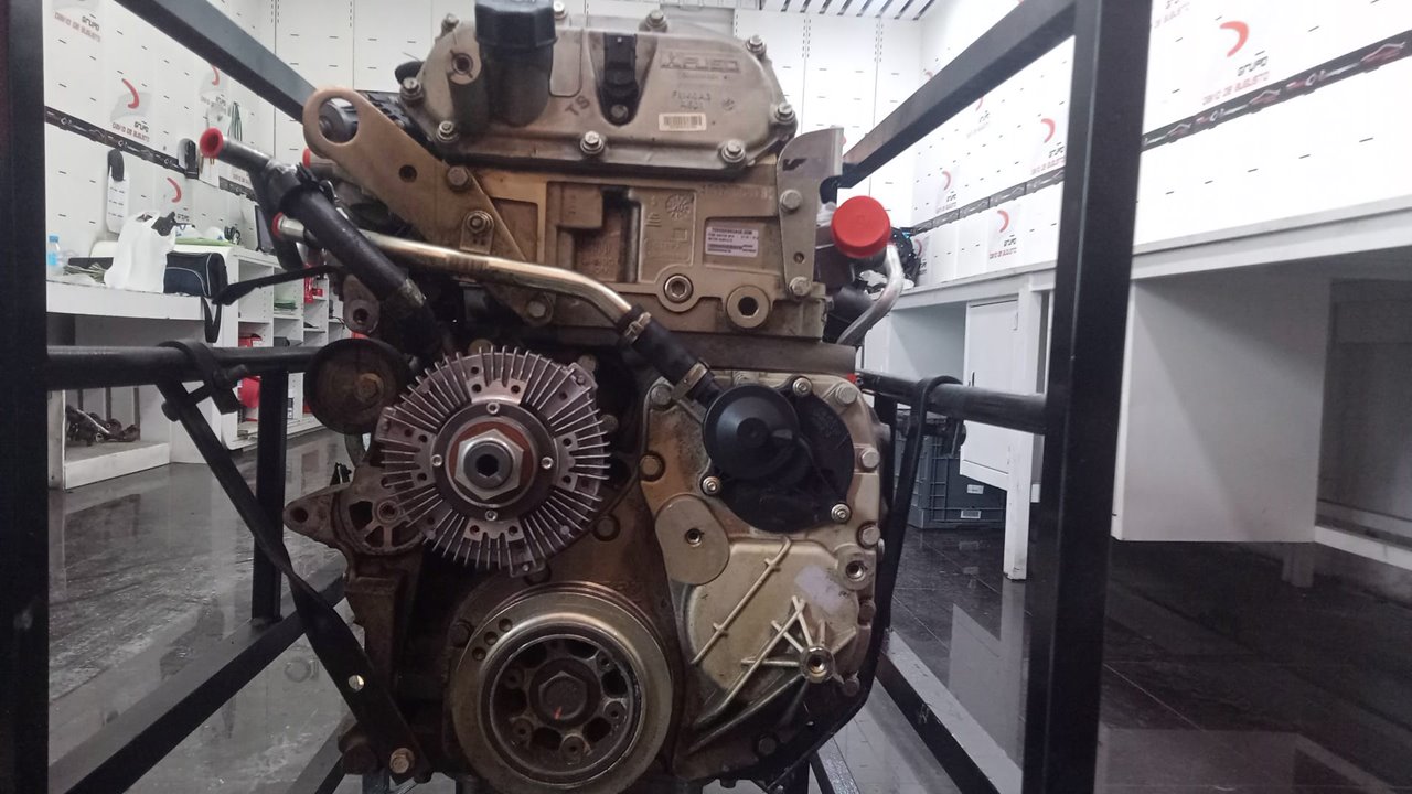 Motor completo fuso canter 3s13   |   01.13 